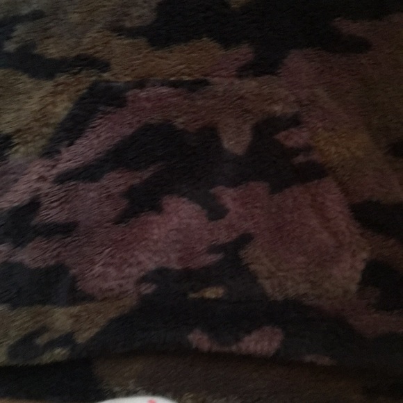 Girls Xs sweater with pockets turtleneck - Picture 4 of 4